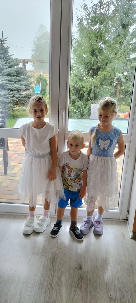 5155 Franciszek, Kaja, Lena Mrowiec