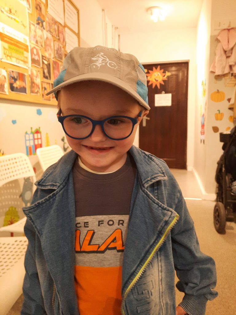 4073 Adam Budój