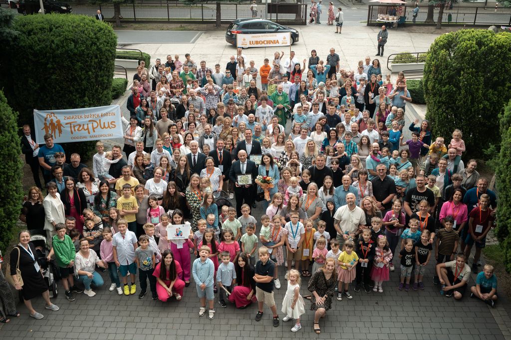 Związek Dużych Rodzin "Trzy Plus"